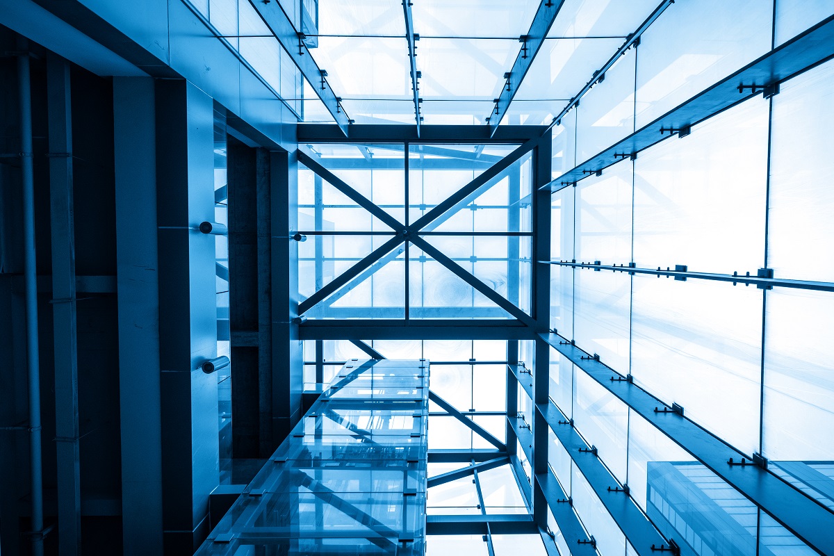 Ascensori, cosa cambia tra la manutenzione ordinaria e straordinaria