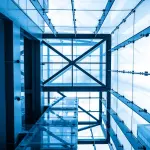 Ascensori, cosa cambia tra la manutenzione ordinaria e straordinaria