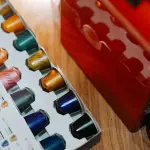 Qualità, miscela e compatibilità: cosa valutare prima di scegliere le capsule per casa